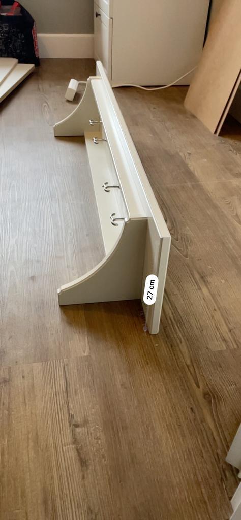 Ikea wandplank met haken 2 stuks, Huis en Inrichting, Woonaccessoires | Wandplanken en Boekenplanken, Zo goed als nieuw, Ophalen