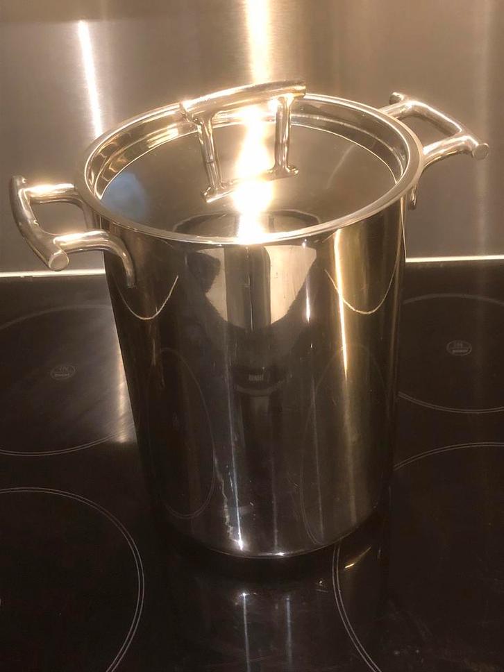 t.k.Yong asperge spaghettipan hoogglans RVS 16cm INDUCTIE, Huis en Inrichting, Keuken | Potten en Pannen, Zo goed als nieuw, Kookpan of Snelkookpan