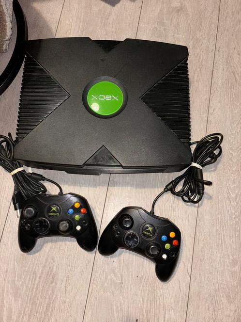 Xbox Original met 2 Controllers, Spelcomputers en Games, Spelcomputers | Xbox Original, Gebruikt, Met 2 controllers, Ophalen of Verzenden