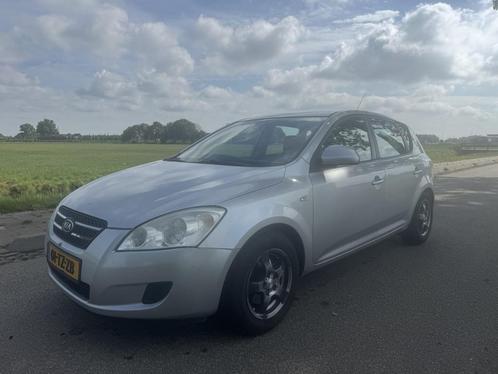 Kia cee'd 1.4 X-tra (bj 2007), Auto's, Kia, Bedrijf, Te koop, (Pro) Cee d, ABS, Airbags, Airconditioning, Alarm, Centrale vergrendeling