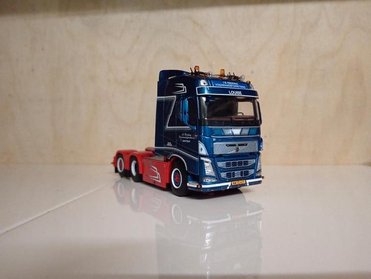Volvo FH Rodding WSI, Hobby en Vrije tijd, Modelauto's | 1:50, Nieuw, Bus of Vrachtwagen, Wsi, Ophalen of Verzenden