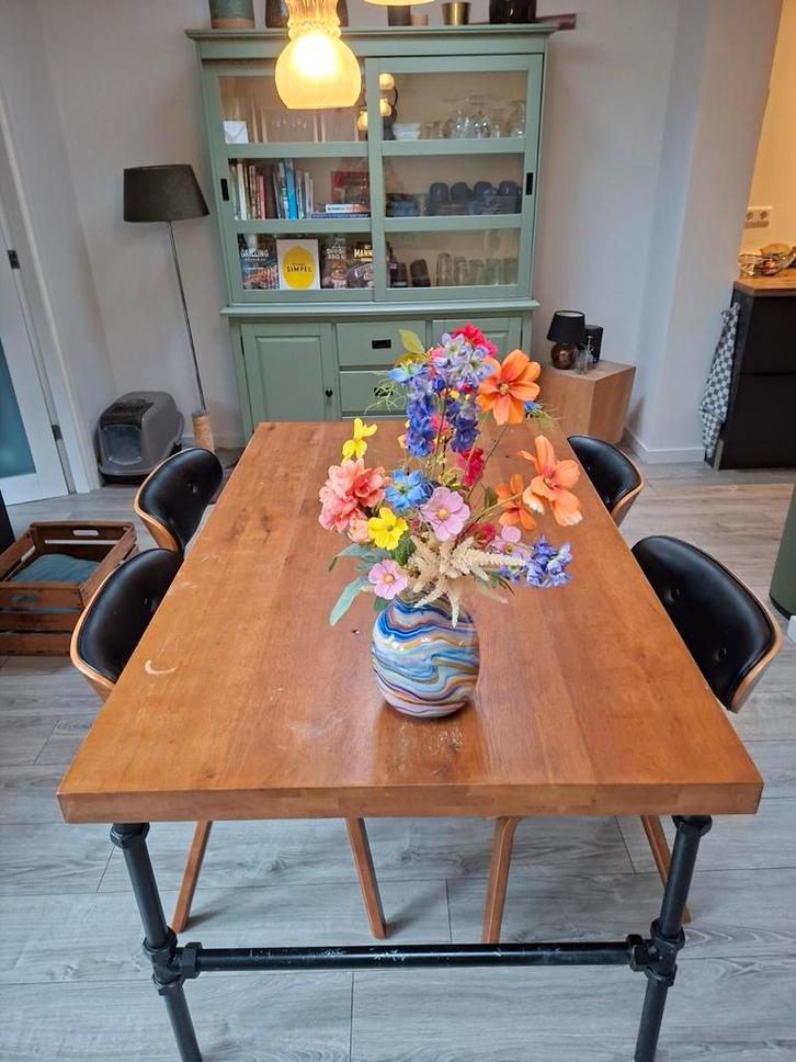 Eiken tafel met stalen frame, Huis en Inrichting, Tafels | Eettafels, Gebruikt, 50 tot 100 cm, 200 cm of meer, Rechthoekig, Ophalen of Verzenden