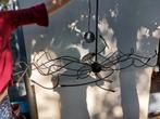Moderne hanglamp met metalen armen, Huis en Inrichting, Lampen | Hanglampen, Gebruikt, 50 tot 75 cm, Ophalen of Verzenden, Metaal