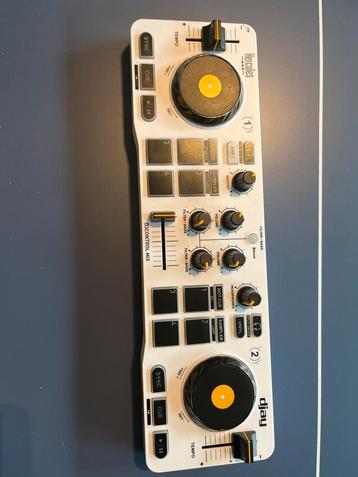 DJ booth | Hercules DJ Control Mix beschikbaar voor biedingen