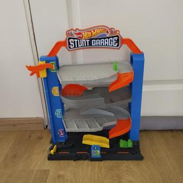 Hot Wheels City - Stunt Garage beschikbaar voor biedingen