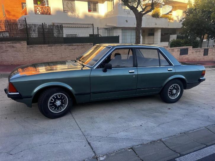 Ford Granada 2.3, V6, oldtimer, roestvrij, apk gekeurd, Auto's, Oldtimers, Bedrijf, Airconditioning, Elektrische ramen, Metallic lak