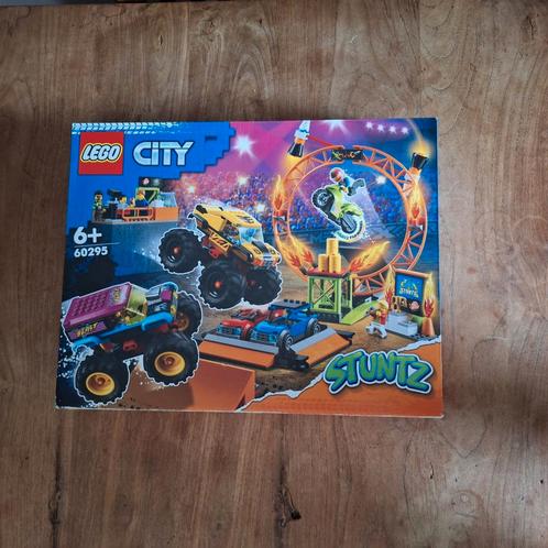 Lego city Stuntz nr 60295, Kinderen en Baby's, Speelgoed | Duplo en Lego, Nieuw, Ophalen of Verzenden