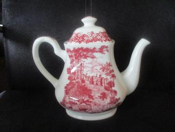 Merrie England roze (rood, pink) koffiepot   beschikbaar voor biedingen
