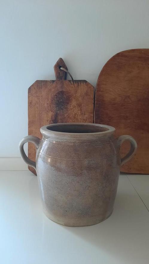 Oude pot / gres pot (nuzzelspul), Antiek en Kunst, Antiek | Keukenbenodigdheden, Ophalen of Verzenden