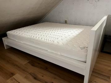 Bed en matras 160x200 - afbeelding 1
