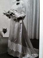 vintage trouwjurk jaren 60, Kleding | Dames, Trouwkleding en Trouwaccessoires, Ophalen of Verzenden, Wit, Zo goed als nieuw, Trouwjurk