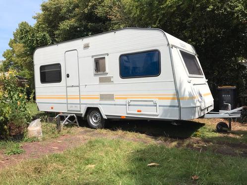 Knaus Sudwind 1994, Caravans en Kamperen, Caravans, Particulier, tot en met 4, 750 - 1000 kg, Rondzit, Knaus, 2 aparte bedden