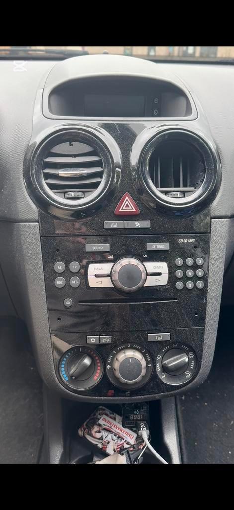 Carplay Toyota Aygo-Verso/Peugeot 107/Citroen C1/ Opel Corsa, Auto-onderdelen, Carrosserie en Plaatwerk, Citroën, Opel, Peugeot