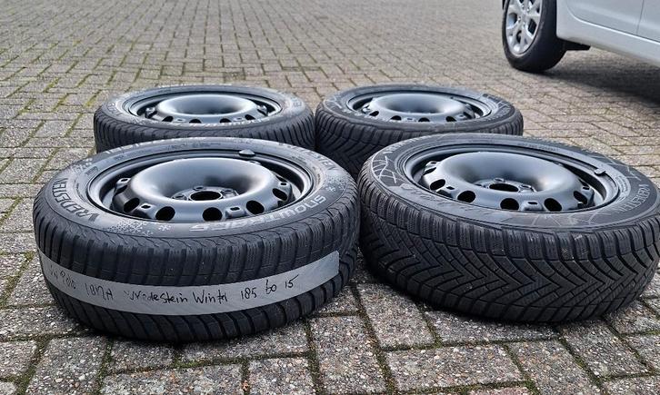 Compleet Set Winterbanden 5 x 100 Audi A1 Polo, Auto-onderdelen, Banden en Velgen, Banden en Velgen, Winterbanden, 15 inch, 185 mm
