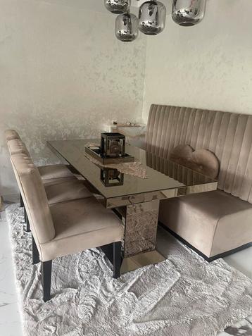 copleete inboedel beschikbaar voor biedingen