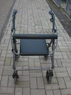 Mooie rollator met goede remmen en rugleuning bij stilstaan., Diversen, Rollators, Ophalen, Opvouwbaar, Gebruikt