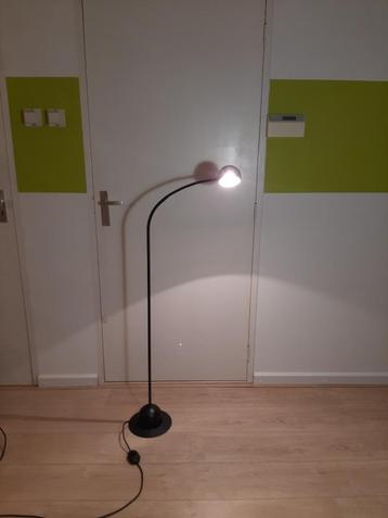 Staande leeslamp / vloerlamp, 125 cm hoog
