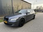 BMW 5 Serie Touring 523i Executive / AUTOMAAT / LEER / NAVI, Auto's, BMW, Achterwielaandrijving, Origineel Nederlands, Stationwagon