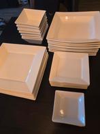 Xenos 40-delige stijlvolle porseleinen servies set, Ophalen, Zo goed als nieuw, Effen, Porselein