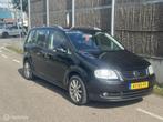 Volkswagen Touran 1.6 Business NAP/TREKHAAK/7ZITTER/AIRCO, Electronic Stability Program (ESP), 4 cilinders, 7 stoelen, Zwart
