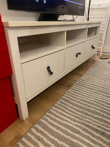 IKEA Hemnes TV meubel beschikbaar voor biedingen