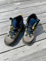 Quechua bergwandelschoenen kind maat 34, Verzenden, Gebruikt, Schoenen