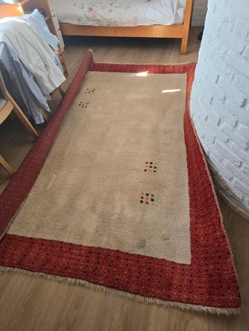 Vloerkleed beschikbaar voor biedingen