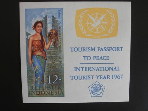 INDONESIE 1967; BLOK TOURISME, Postzegels en Munten, Postzegels | Azië, Postfris, Zuidoost-Azië, Verzenden