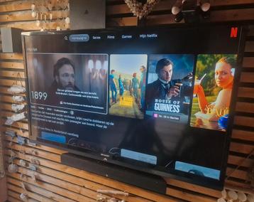 Sharp Aquos 65 inch HD TV beschikbaar voor biedingen