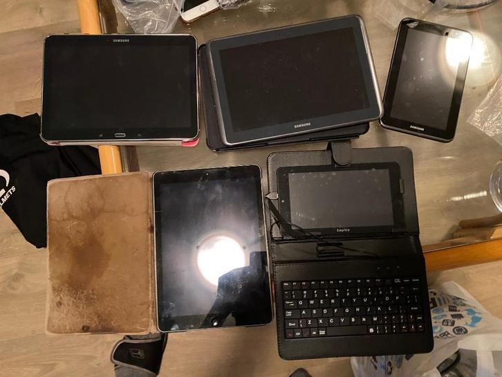5 oude Tablets: 3 x Samsung, 1 x Ipad en 1 x Empire, Computers en Software, Android Tablets, Gebruikt, Wi-Fi, 10 inch, 16 GB, Gps