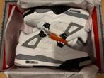 Air Jordan 4 Retro White Cement (42), Wit, Nieuw, Ophalen of Verzenden, Sneakers of Gympen