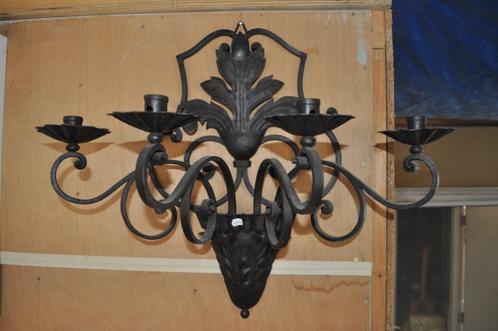 Nieuwe smeedijzeren wandkandelaar, Huis en Inrichting, Woonaccessoires | Kandelaars en Kaarsen, Nieuw, Kandelaar, 50 tot 75 cm