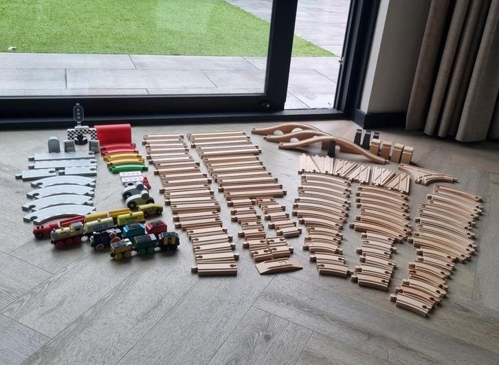 Grote partij tbv houten treinbaan, Kinderen en Baby's, Speelgoed | Houten speelgoed, Gebruikt, Ophalen of Verzenden