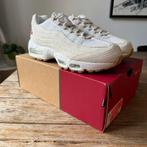 Nike Air Max 95 x Levi’s white ecru maat 43, Wit, Nieuw, Ophalen of Verzenden, Sneakers of Gympen