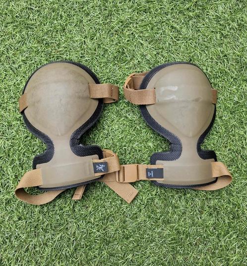 Arc'teryx Leaf combat kniebeschermers Crocodile KCT/Marsof, Verzamelen, Militaria | Algemeen, Landmacht, Overige typen, Nederland