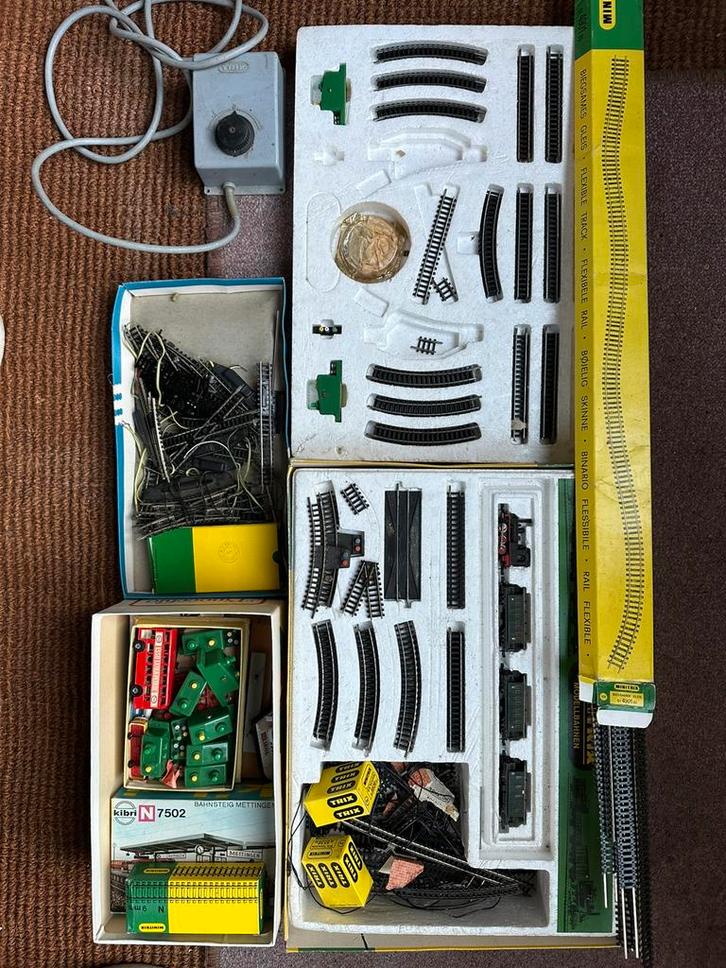 Minitrix baan + stations en huizen e.d., Hobby en Vrije tijd, Modeltreinen | N-Spoor, Gebruikt, Rails, Gelijkstroom, Trix, Ophalen