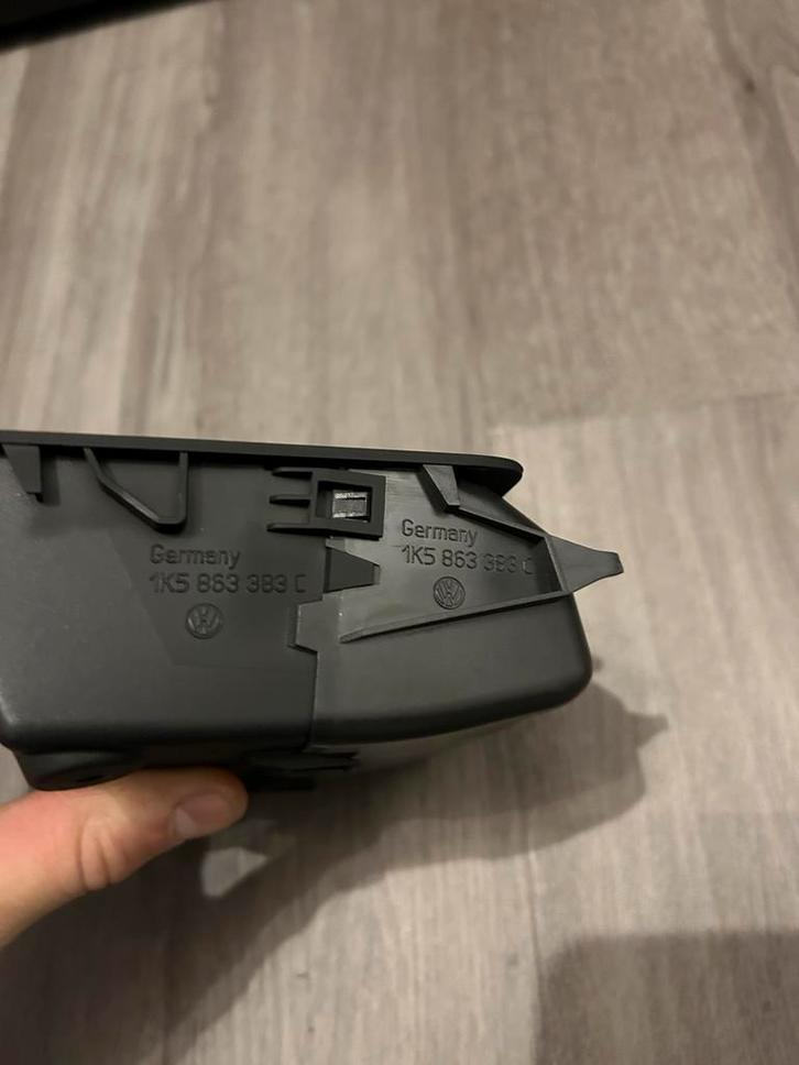 Middenconsole bakje VW Eos Scirocco Golf 6, Auto-onderdelen, Interieur en Bekleding, Gebruikt, Ophalen of Verzenden