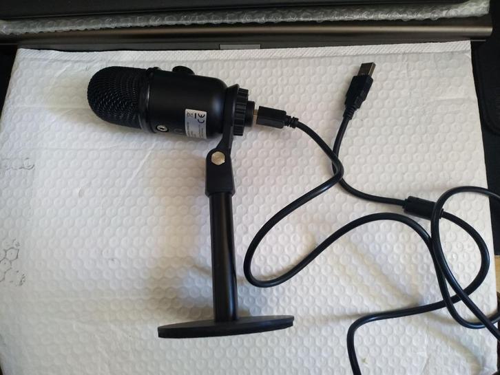 Professionele microfoon, Muziek en Instrumenten, Microfoons, Zo goed als nieuw, Studiomicrofoon, Ophalen of Verzenden