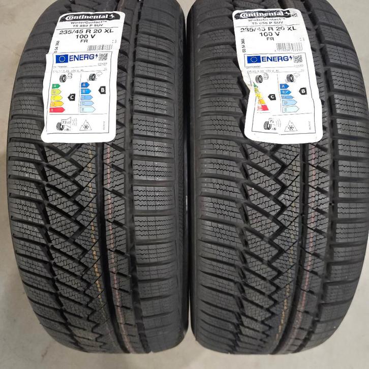 Continental Winterbanden NIEUW 235/45 R20 Montage Mogelijk, Auto-onderdelen, Banden en Velgen, Band(en), Winterbanden, 20 inch