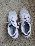 Hi-Tec Shadow sneakers maat 40, Kleding | Dames, Schoenen, Ophalen of Verzenden, Gedragen, Sneakers of Gympen