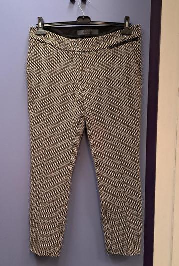 Airfield dikkere stof pantalon creme/ zwart printje 44 47800 beschikbaar voor biedingen