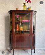 Vintage antieke vitrinekast met velours binnenkant groen, Ophalen