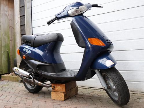 Zip type 3 70cc tekoop/teruil, Fietsen en Brommers, Scooters | Piaggio, Zo goed als nieuw, Zip, Ophalen