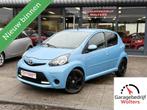 Toyota Aygo 1.0 VVT-i Dynamic Blue unieke kleur airco 5drs, Voorwielaandrijving, Stof, Gebruikt, Zwart