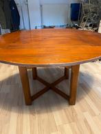 Vandaag ophalen € 50,00 Houten tafel  rond 130 cm, Huis en Inrichting, Tafels | Eettafels, Ophalen, Gebruikt, Klassiek, Vijf personen of meer