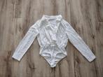 Prachtige witte body blouse, maat M. Blazer look body wit., Kleding | Dames, Blouses en Tunieken, Maat 38/40 (M), Ophalen of Verzenden