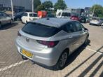 Opel Astra 1.2 Edition / camera / navigatie / trekhaak, Voorwielaandrijving, Stof, 1199 cc, 620 kg