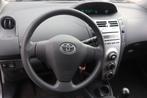 Toyota Yaris 1.0 VVTi Terra | Zuinig Rijden | Radio CD |, Voorwielaandrijving, Gebruikt, Origineel Nederlands, Bedrijf