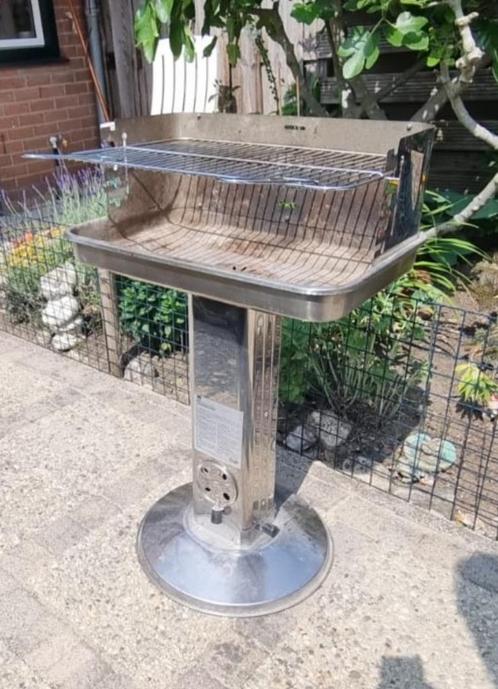 Houtskool barbeque, Tuin en Terras, Houtskoolbarbecues, Gebruikt, Ophalen