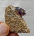 VENSTER AMETHIST uit Brandberg in NAMIBIE, Ophalen of Verzenden, Mineraal